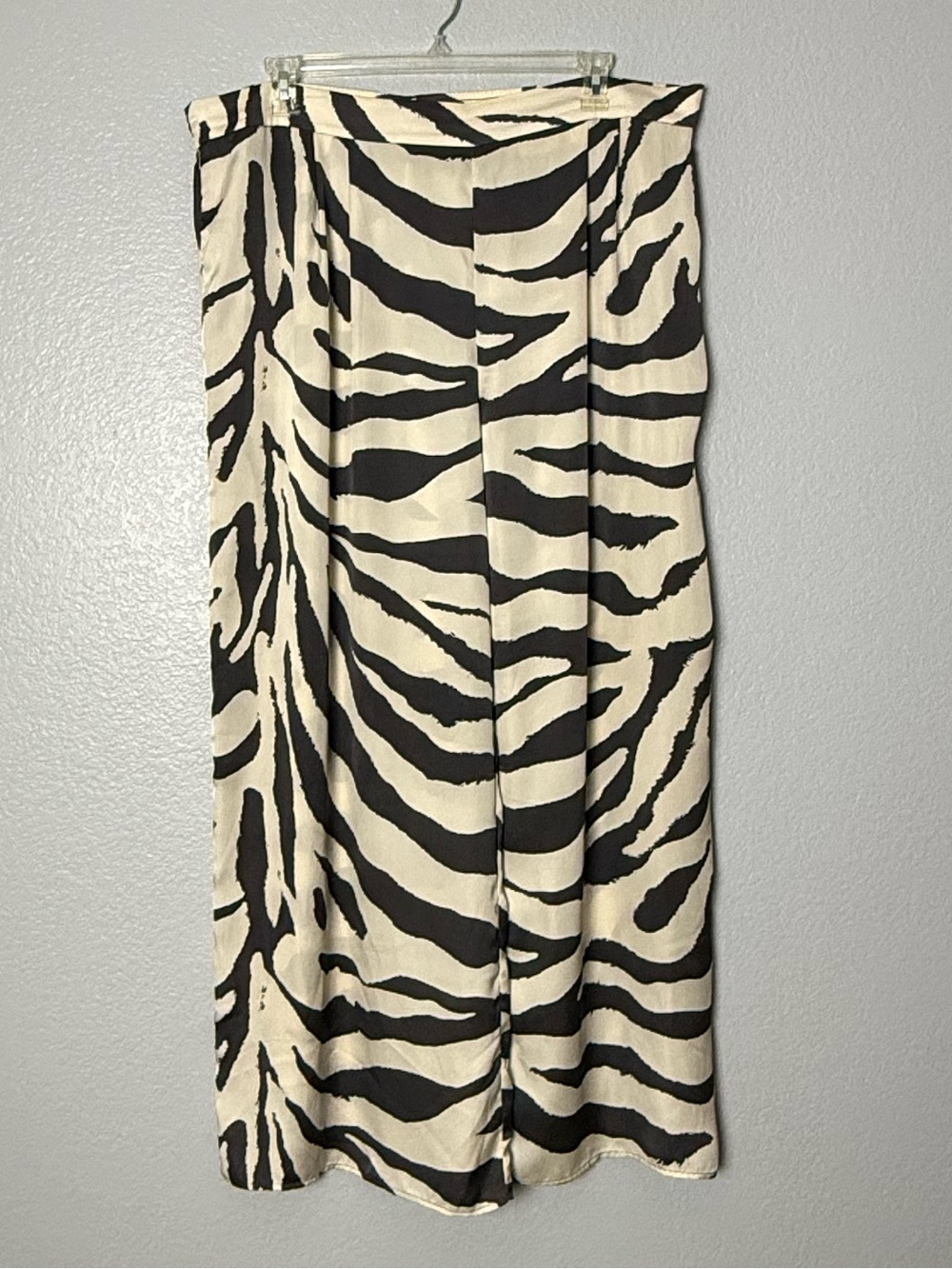 H&M Zebra Print Wide Leg Pants in Cream and Dark Grey